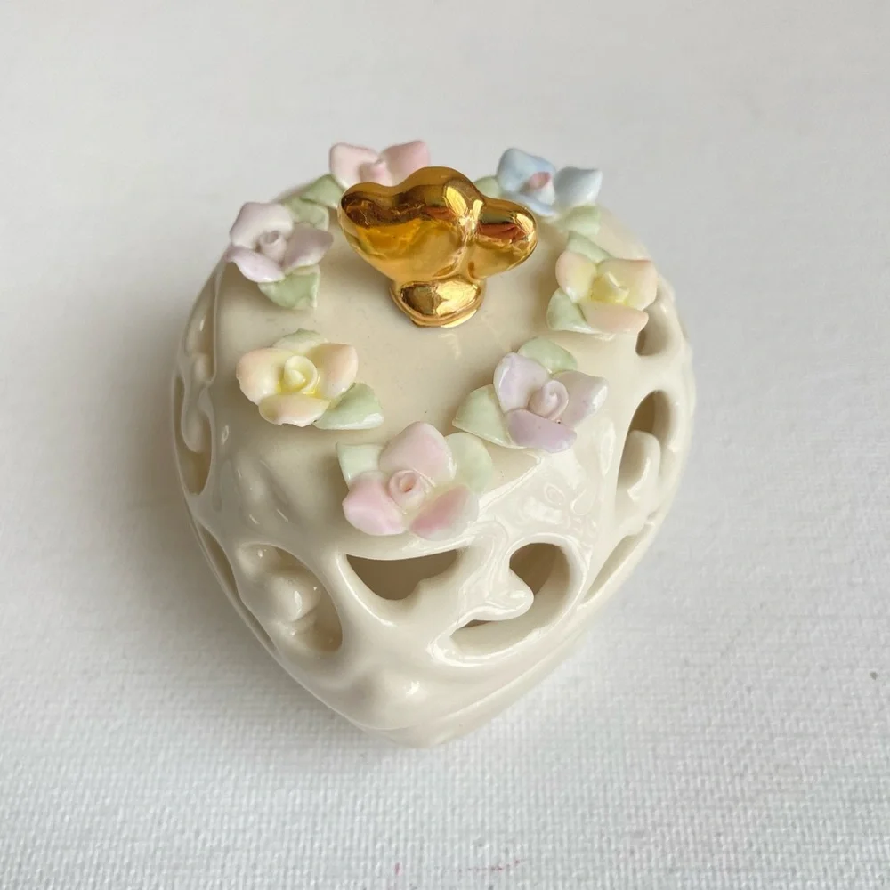 Lenox Heart Pierced Covered Box in porcelain with dainty pastel flowers on lid